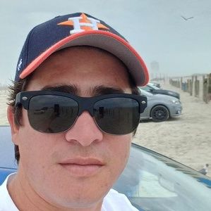 Meet your Posher, Oreste